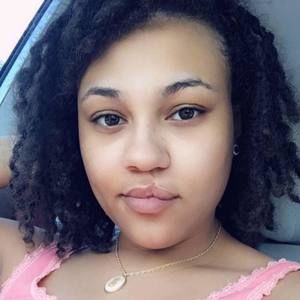 Meet your Posher, Felecia